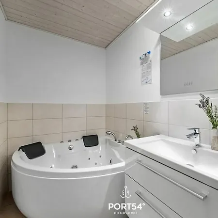 In With Swimming Pool *